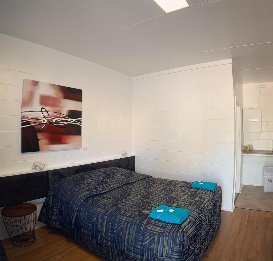 Tropical City Motor Inn Ayr Dış mekan fotoğraf